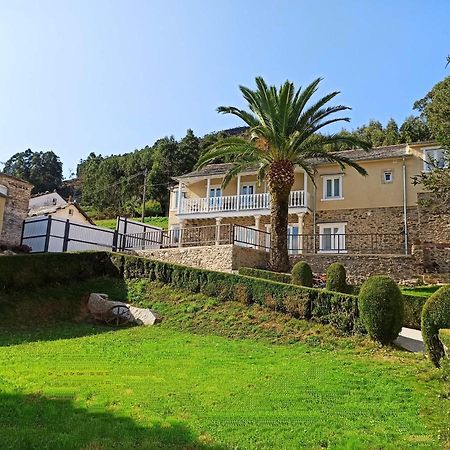 Apartamentos Minas de Silvarosa Viveiro Bagian luar foto