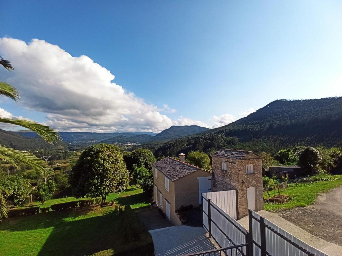 Apartamentos Minas de Silvarosa Viveiro Bagian luar foto