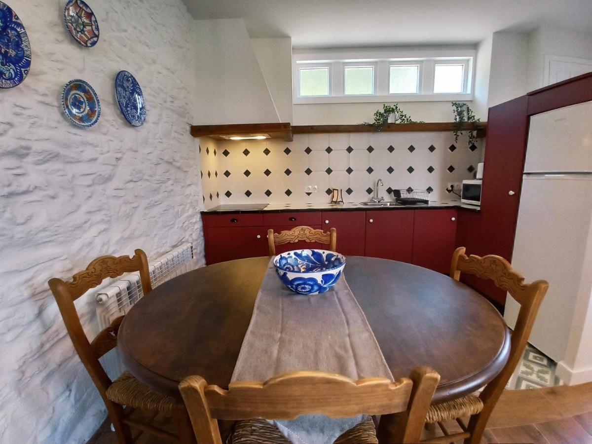 Apartamentos Minas de Silvarosa Viveiro Bagian luar foto